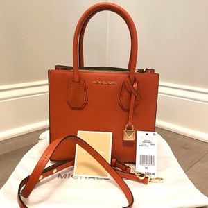 Michael Kors Mercer Messenger